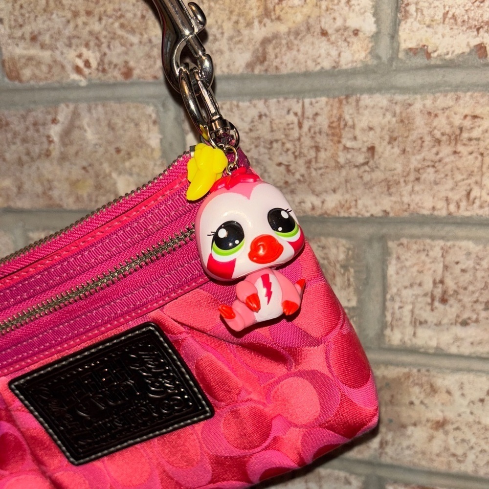 Littlest Pet Shop Orangutan Keychain – With Banana Accessory